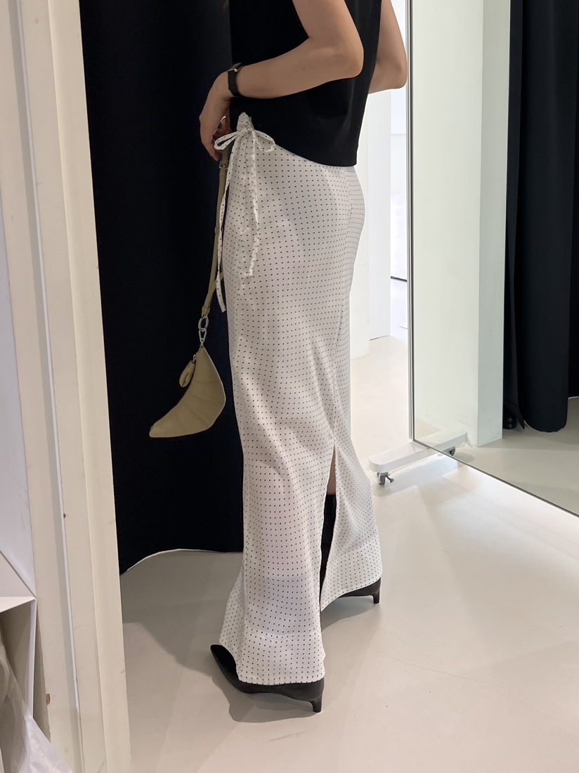 ME MO直郵韓國代購女裝新品真品時尚人氣休閑熱賣24秋冬長裙ME MO長裙